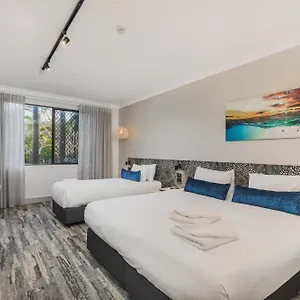 Mermaid Waters By Nightcap **** Gold Coast