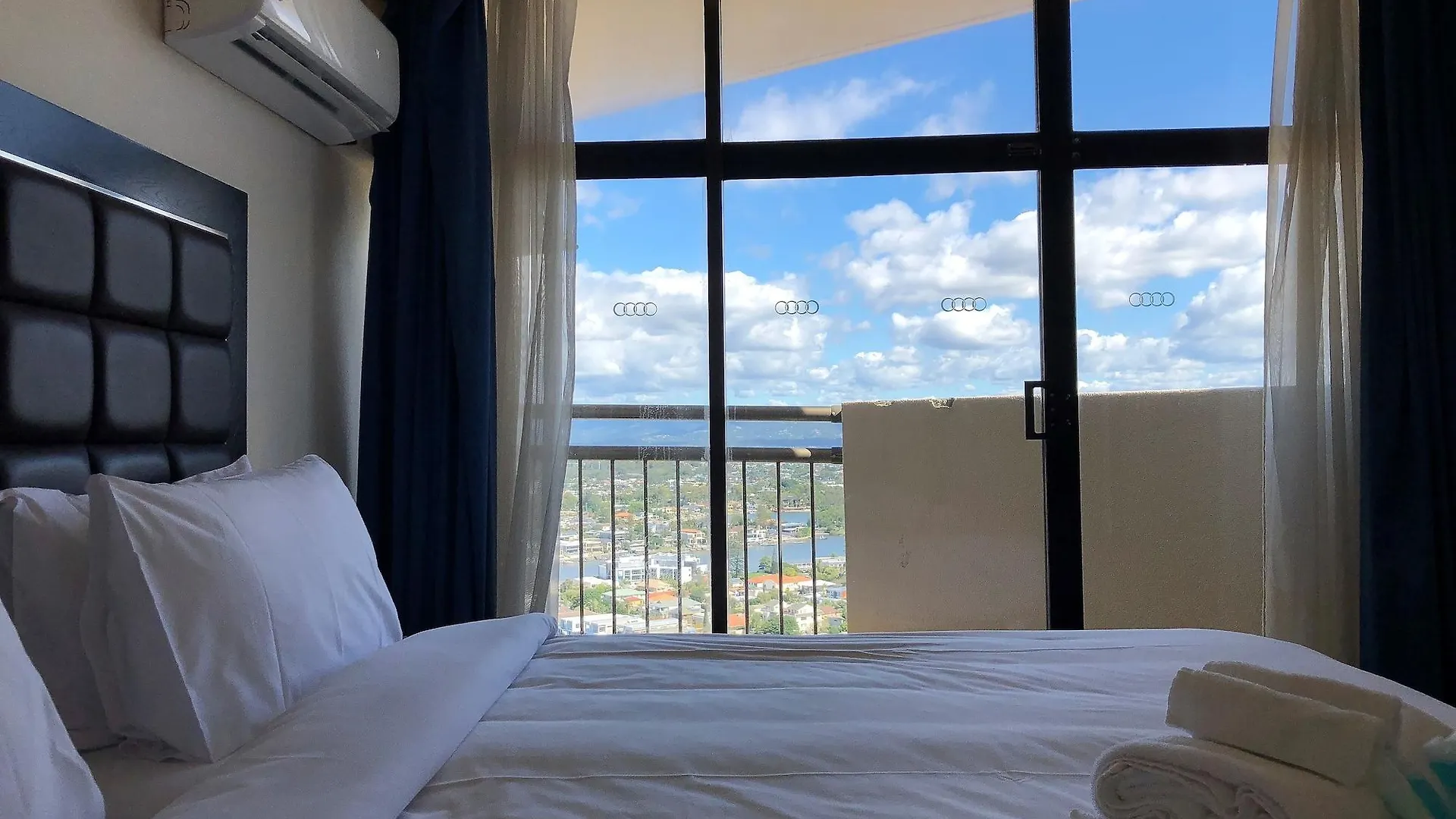 *** Appart hôtel Beachcomber Resort - Official Gold Coast Australie