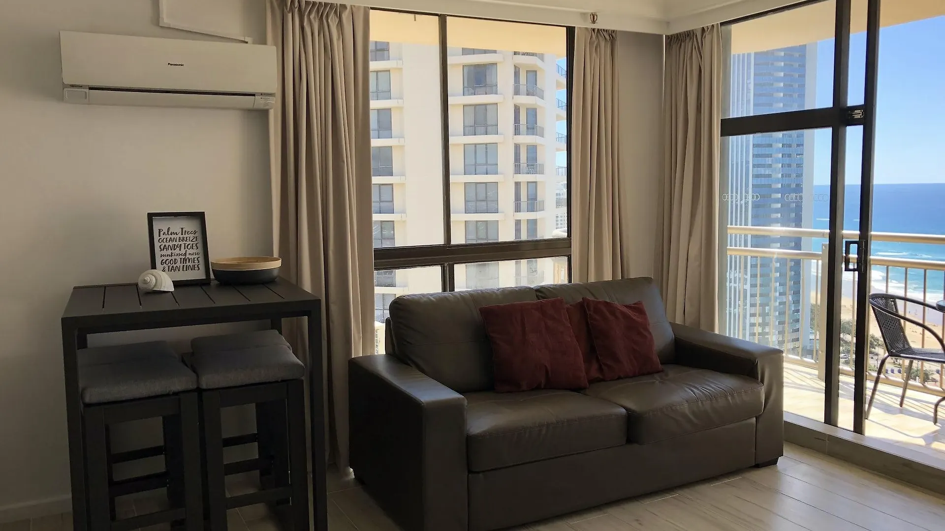 Appart hôtel Beachcomber Resort - Official Gold Coast