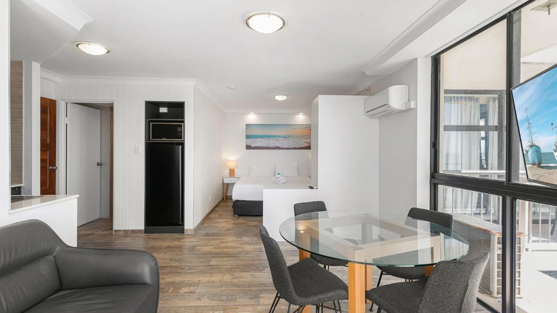 Beachcomber Resort - Official Gold Coast Apart-hotel